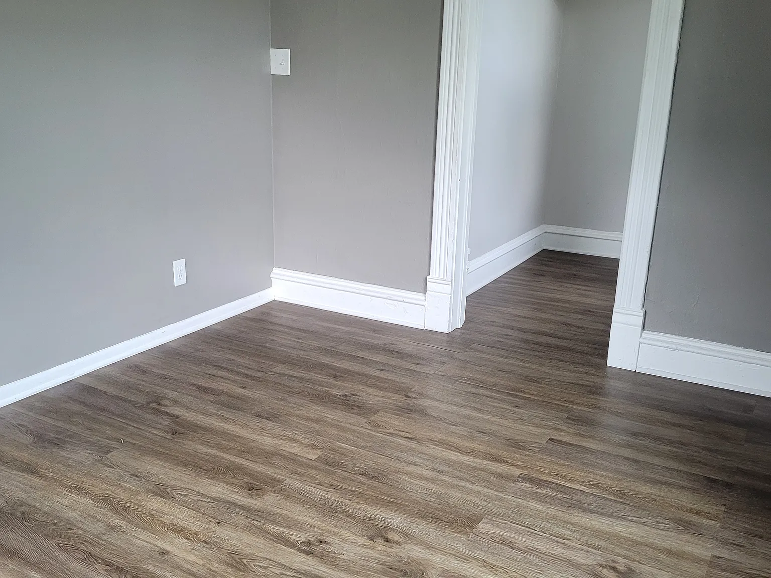 2 bed, 950 sqft, $1,600 — Photo 4