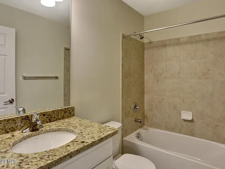 146 Waypoint Dr #2004 — Photo 4