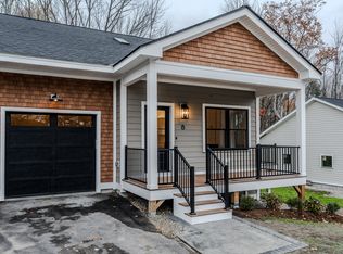 18 Daybreak Ln, Windham, ME 04062