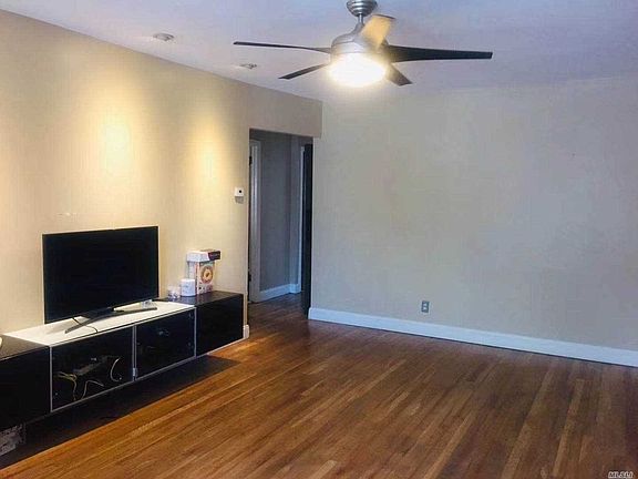 2nd image of 25-15 College Point Boulevard