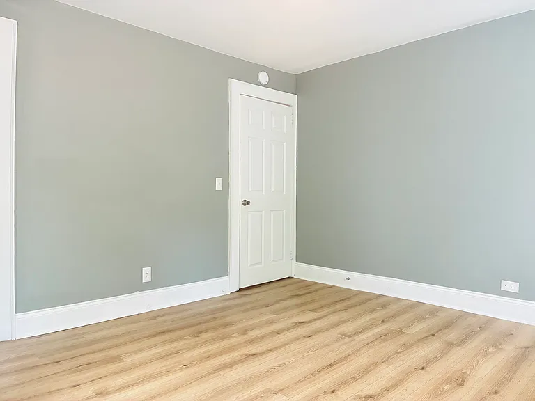 416 Mint St — Photo 9