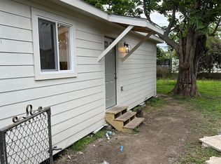 820 Bennington St #B, Houston, TX 77022