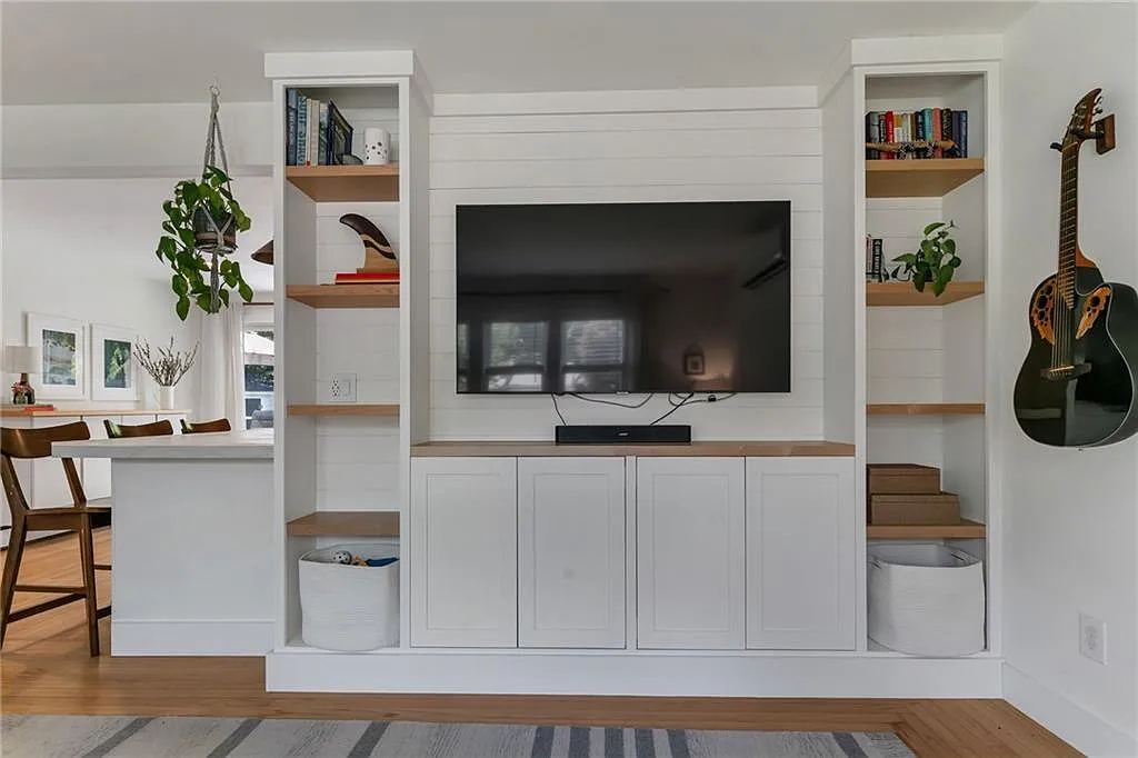 3 bed, 1410 sqft, $3,200 — Photo 4