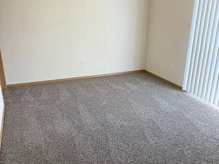 1313 Bonneville Ave — Photo 11