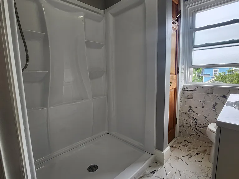 186 Summit St #5 — Photo 18