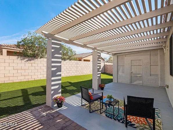 351 E Calle Nacrita, Green Valley, AZ 85614