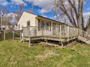 1844 J Ave NE, Cedar Rapids, IA 52402