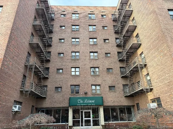 87-56 NW Francis Lewis Boulevard NW #B-33, Queens Village, NY 11427