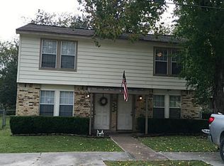 1111 Summit Dr APT B, Tomball, TX 77375