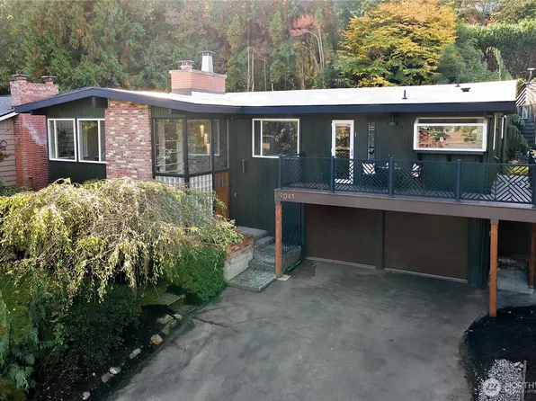 9043 Matthews Avenue NE, Seattle, WA 98115