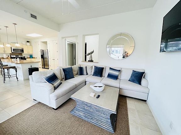 4th image of 5909 Padre Blvd #108