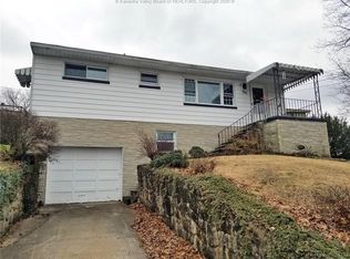304 Westmoreland Dr, Dunbar, WV 25064