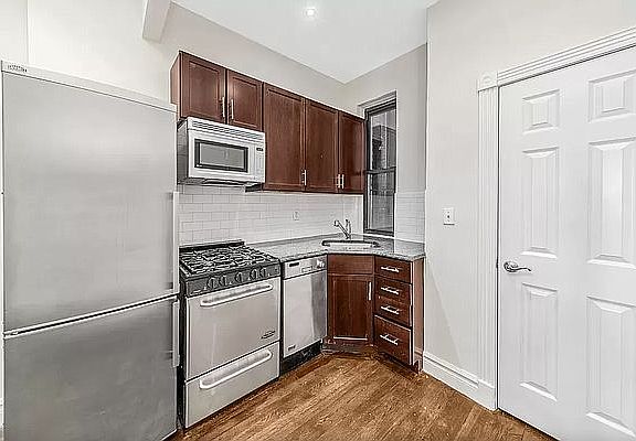 3rd image of 443 E 78th St #3F