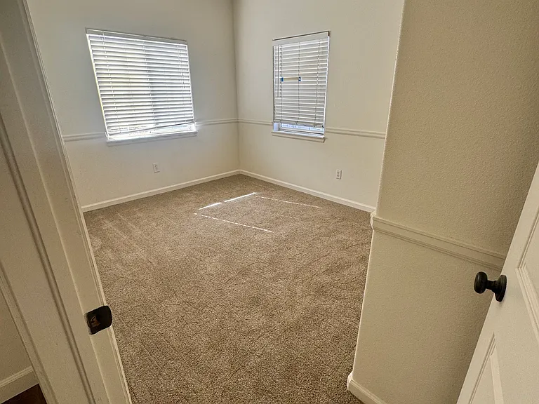5335 Pecos Way #8 — Photo 10