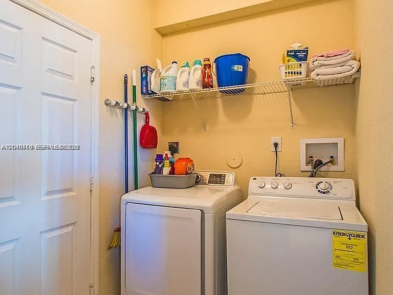 1522 SW 144th Ave — Photo 8