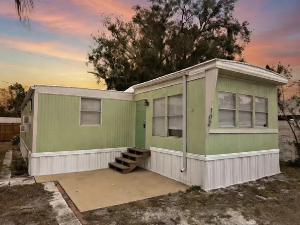 102 Laureti Ln, Lake Wales, FL 33898