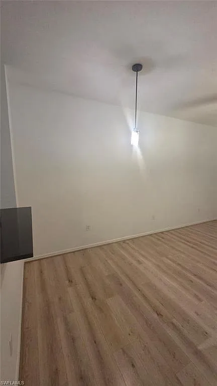 2 bed, 2.5 bath, 1206 sqft, $1,650 — Photo 1
