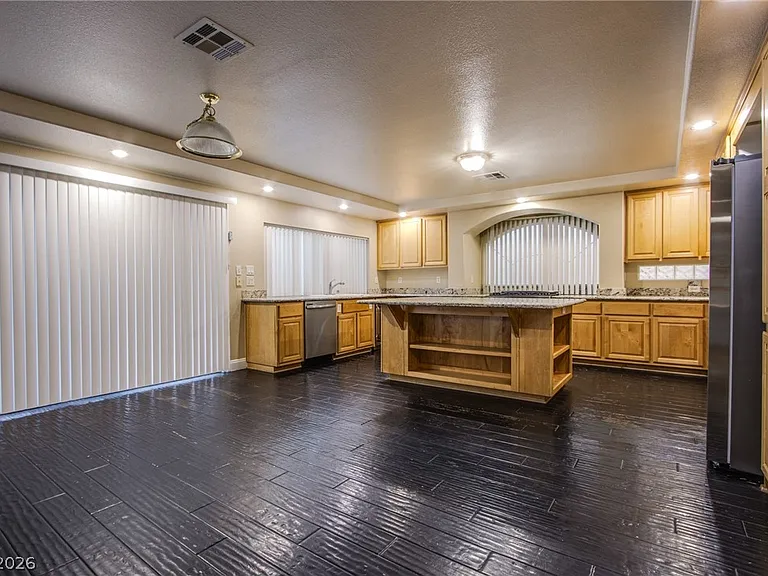 6637 Coronado Palms Ave — Photo 9