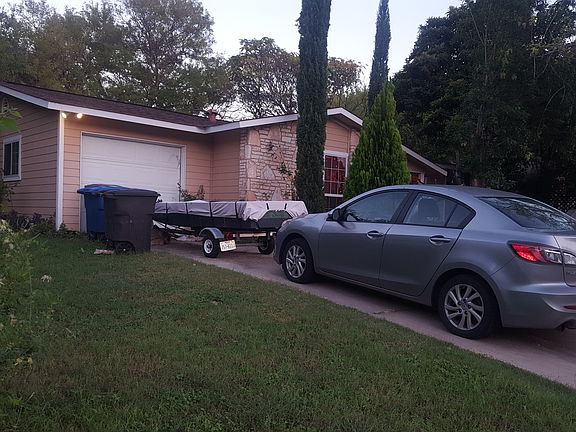 3rd image of 502 Crestfield St