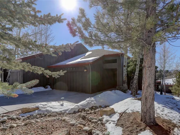 24046 Currant Drive, Golden, CO 80401