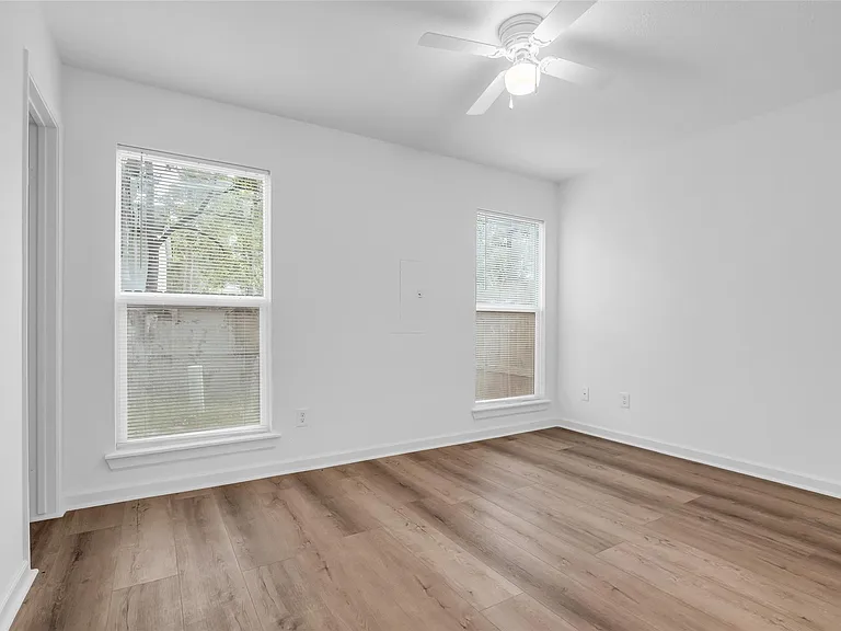 7 Camberwell Ct — Photo 9