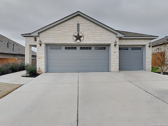 2nd image of 108 Cypress Hills Dr