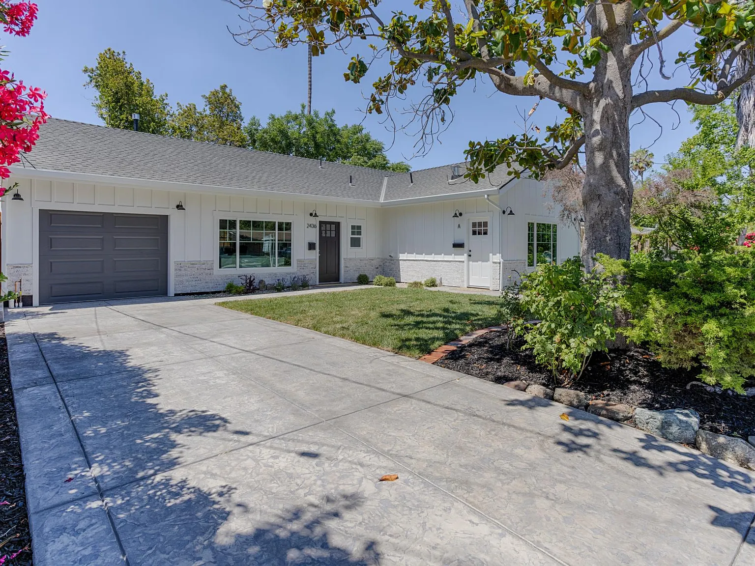 2436 Krueger Dr — Photo 3
