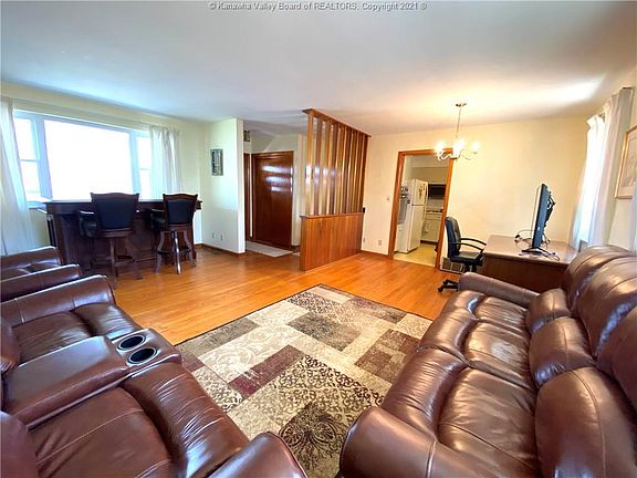 3rd image of 701 Ellette Dr