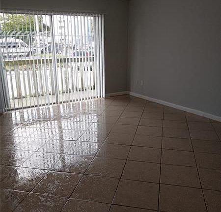 2nd image of 15221 NE 6th Ave APT A102