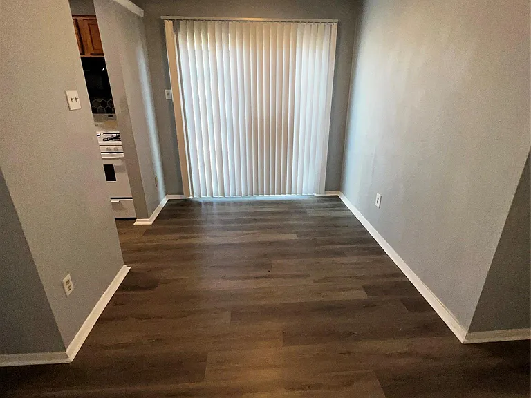 617 Greenlawn Blvd — Photo 5