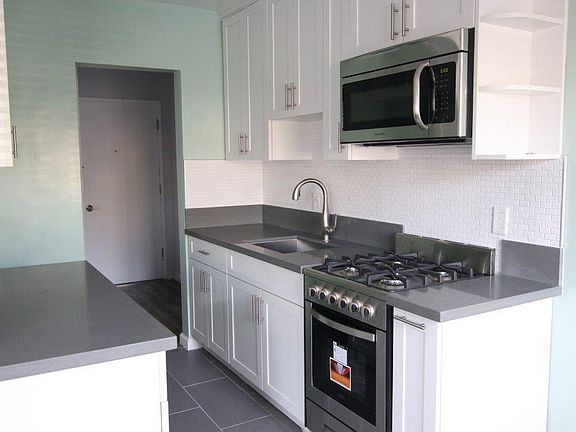 5th image of 449 N Hoover St APT 8