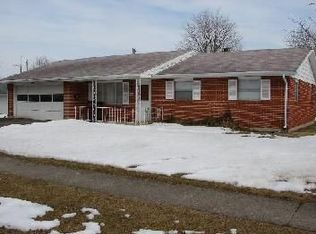 404 Swank Ct, Englewood, OH