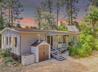 18376 Harmony Pl, Grass Valley, CA 95949