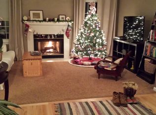 4299 Pine Ridge Ct, Ann Arbor, MI 48105