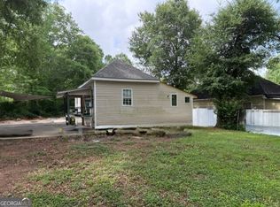 827 Hammock St, Griffin, GA 30223