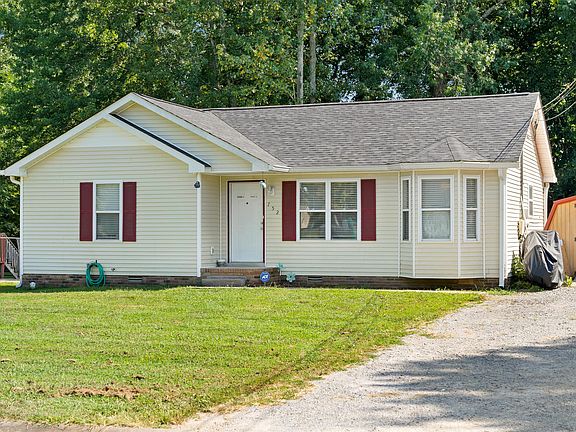 2nd image of 752 Spees Dr
