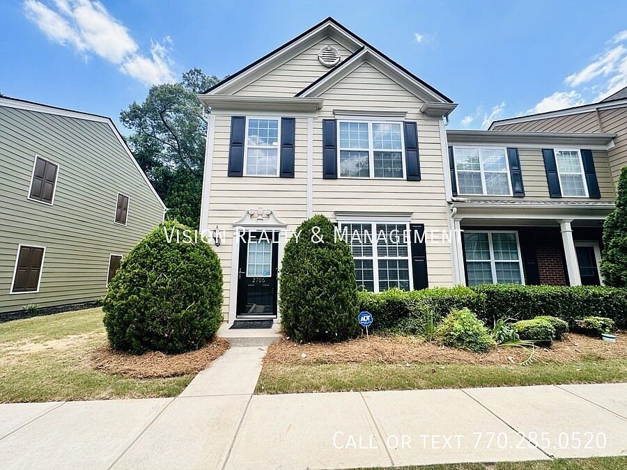 1st image of 2706 Deerwood Ln