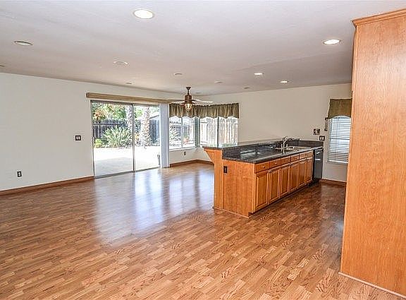 4th image of 17032 Botero Dr