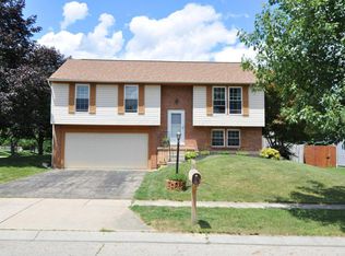 2266 Shirlene Dr, Grove City, OH