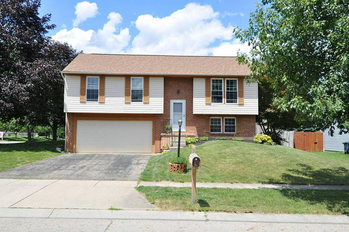 2266 Shirlene Dr photo 1