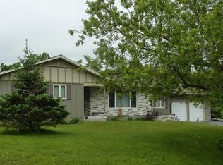 256 Dale Ave, Island Pond, VT 05846