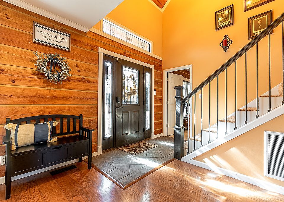 2385 Crow Mountain Rd, Russellville, AR 72802 | Zillow