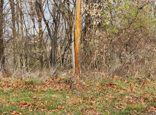 Lilac Ln, Winchester, VA 22602