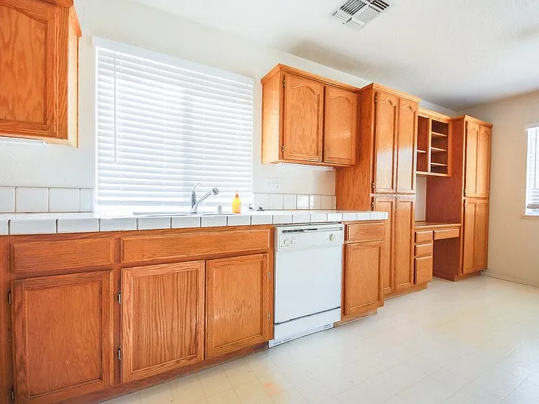 2193 Misquez Ln — Photo 13