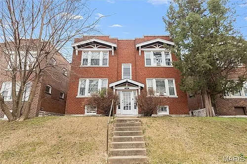 4234 Dewey Ave Photo 1