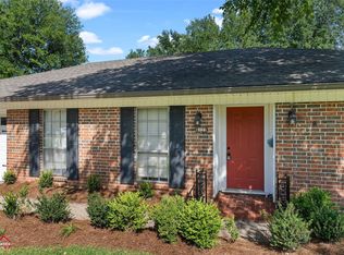 6121 Lovers Ln, Shreveport, LA 71105