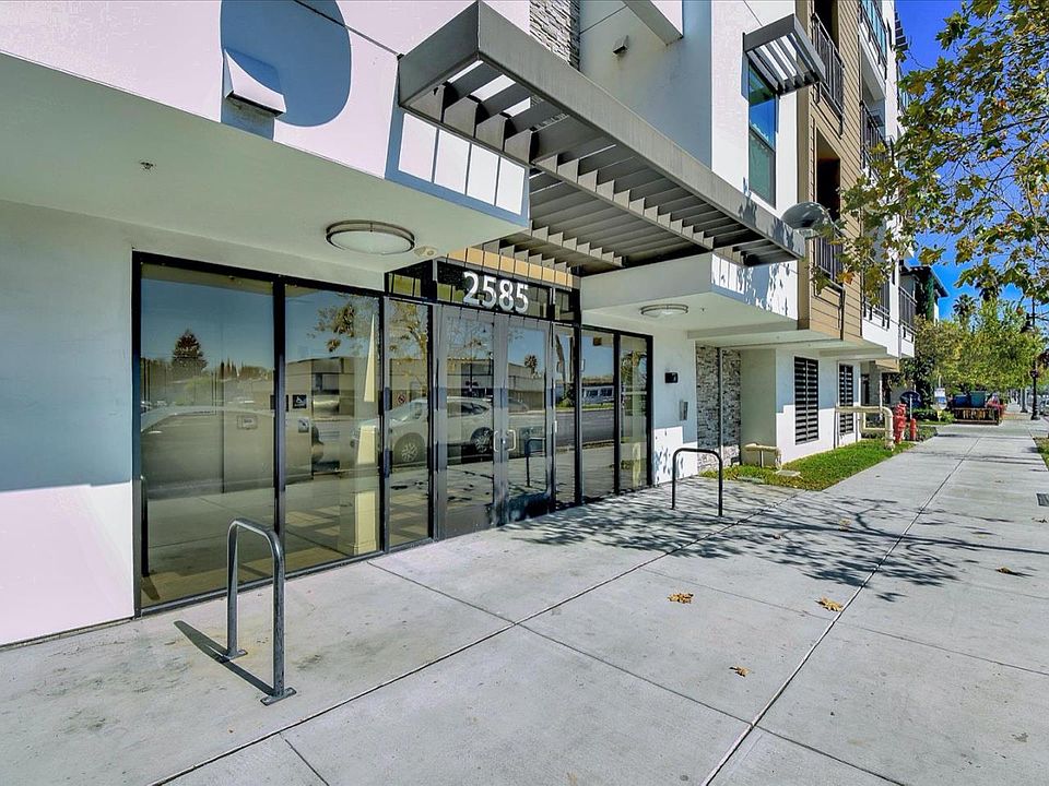 1st image of 2585 El Camino Real APT 316