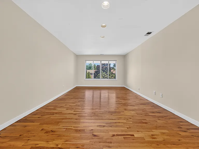 46 Acorn Ponds Dr #46 — Photo 21