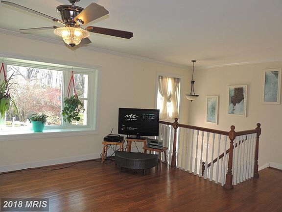 Living Room Facing Foyer