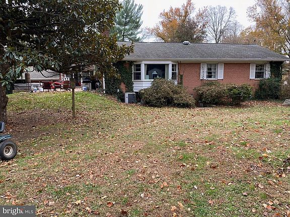 5th image of 1522 Forest Villa Ln